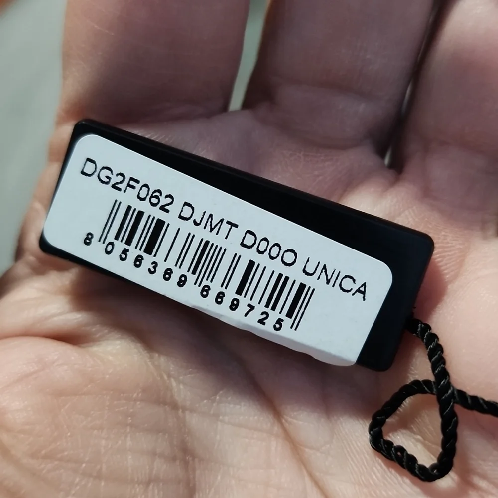 NWT AUTHENTIC VERSACE MEDUSA NECKLACE - Picture 6 of 16